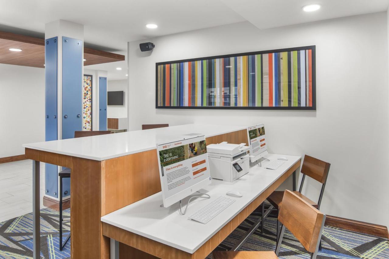 Holiday Inn Express & Suites - Hardeeville-Hilton Head By Ihg Exterior foto