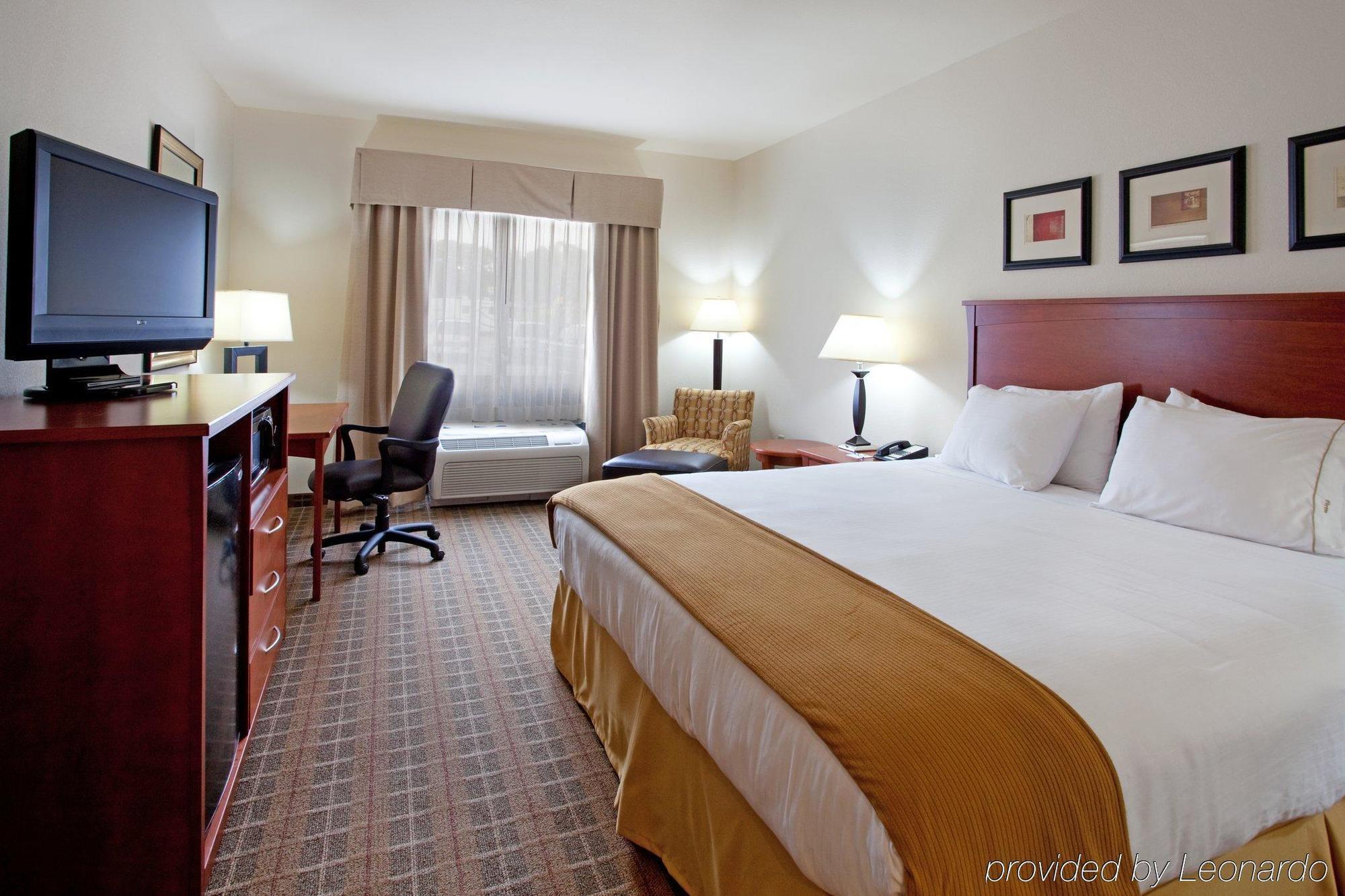 Holiday Inn Express & Suites - Hardeeville-Hilton Head By Ihg Quarto foto